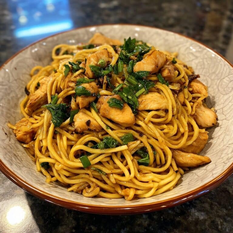 Sticky Garlic Chicken Noodles Recipe