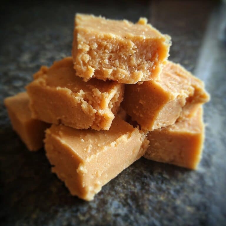 Creamy Gingerbread Fudge Recipe