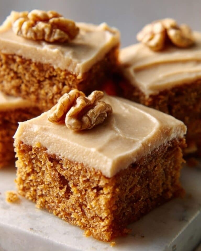 Delicious Pumpkin Bars with Brown Sugar – Fall’s Sweet Treat! Recipe